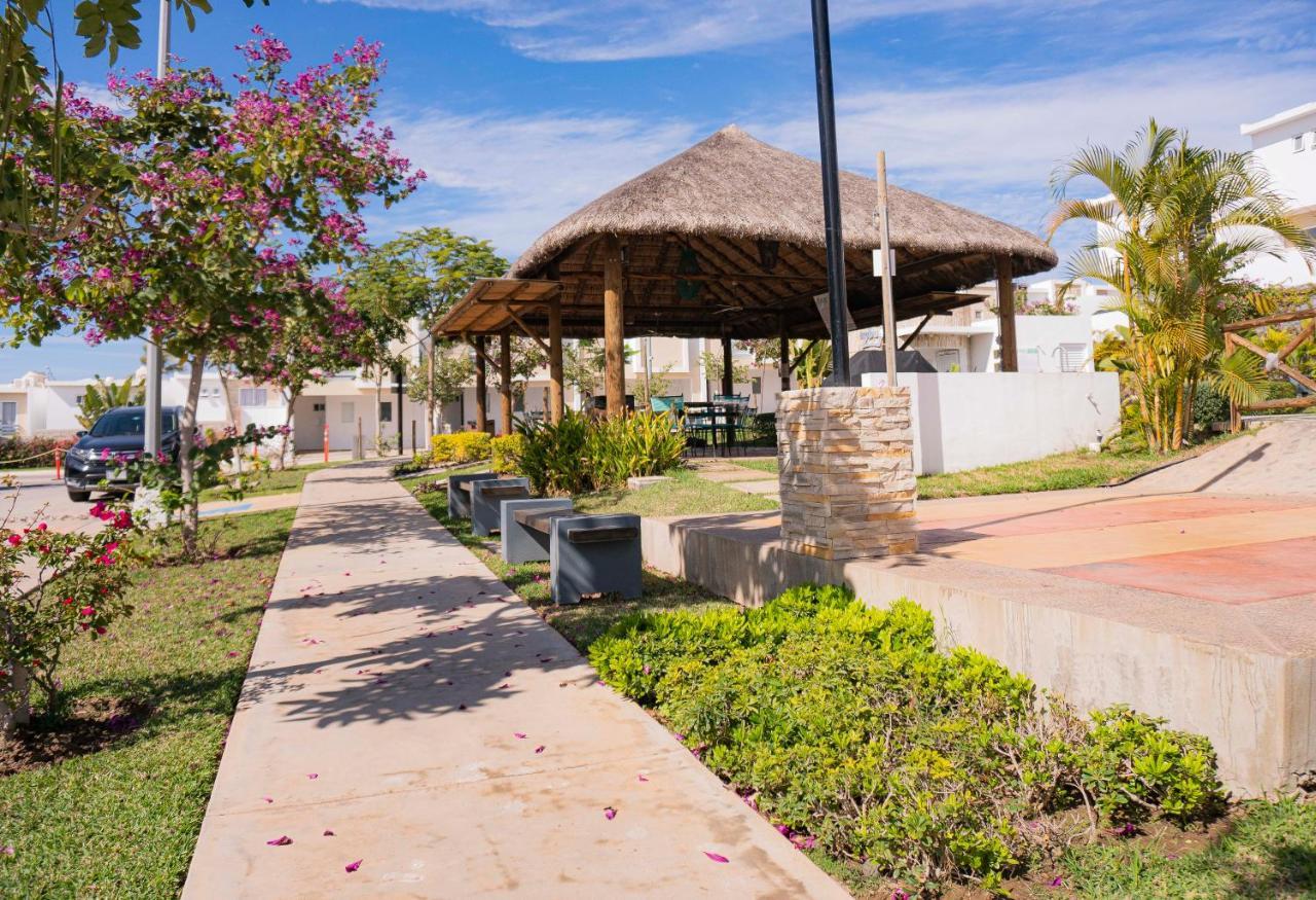 Casa En Privada Frente A La Playa Con Alberca! Villa Mazatlán Exterior foto