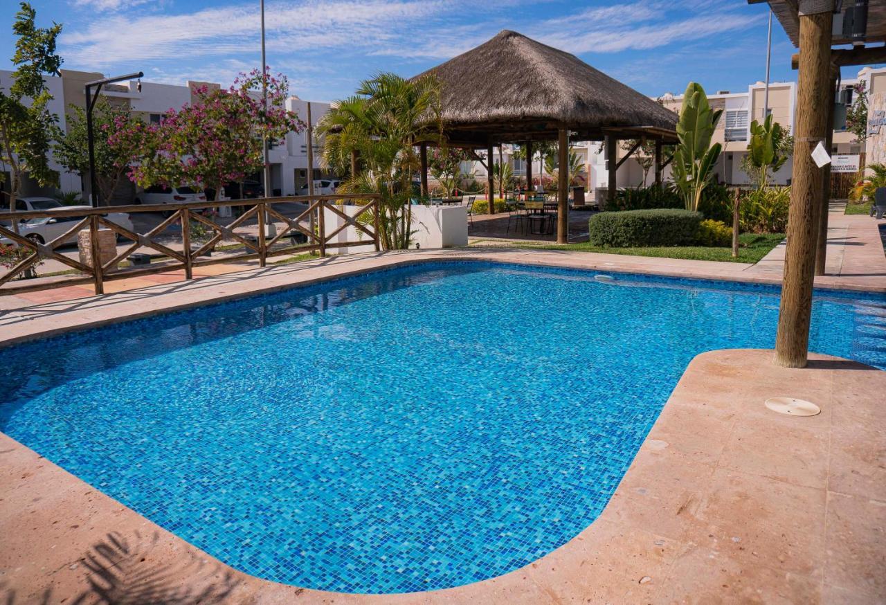 Casa En Privada Frente A La Playa Con Alberca! Villa Mazatlán Exterior foto